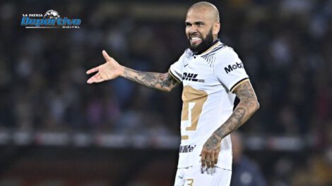 Dani Alves crítica comunicación tras crisis de Pumas