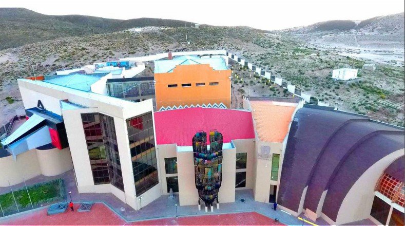 Museo de la Revolución Democrática y Cultural en Orinoca, Oruro