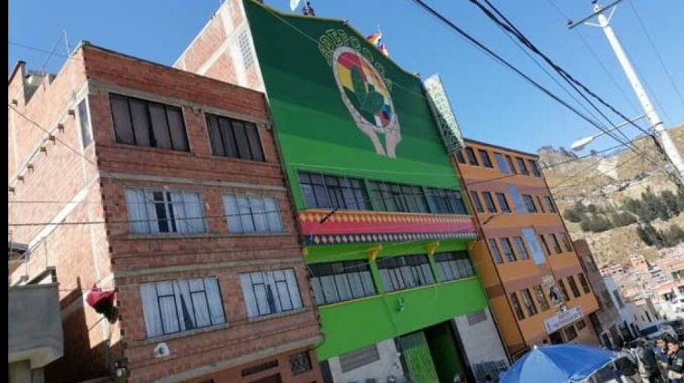Mercado de coca ilegal en Villa El Carmen