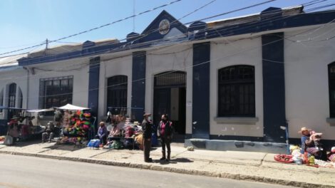Aduana devuelve predios a la Municipalidad en Oruro