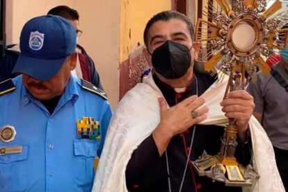 obispo Rolando Álvarez detenido en Nicaragua