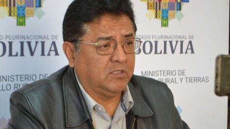 El ministro resaltó que se trata de un conflicto interno de los cocaleros