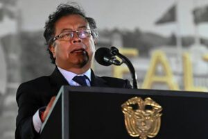 Derecho de asilo en Colombia defendido por Gustavo Petro