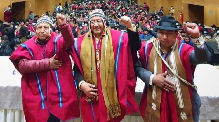 Ponchos Rojos y reunión con Luis Arce