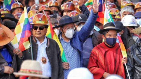 Censo sin intromisión política en la marcha de Arce, Choquehuanca y Morales