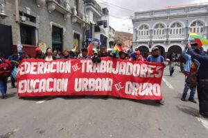 Movilizaciones de maestros urbanos en Oruro