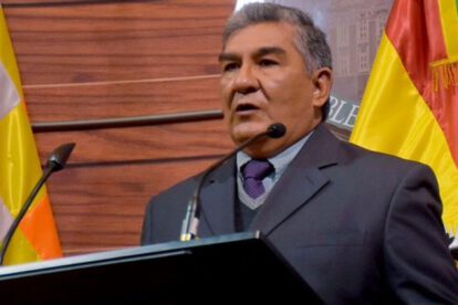 Sueldos en YPFB según el senador Williams Torrez