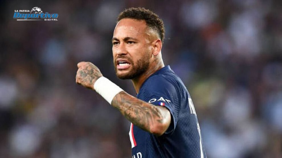 Neymar PSG anotando penal ante Mónaco