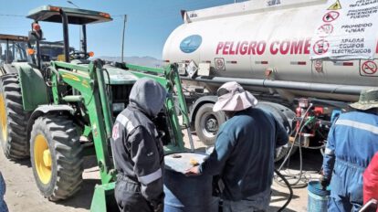 YPFB abastece combustibles a productores de quinua en Oruro