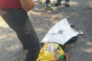 Niño atropellado en Santa Cruz mientras limpiaba vidrios