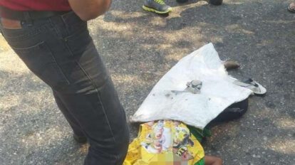 Niño atropellado en Santa Cruz mientras limpiaba vidrios