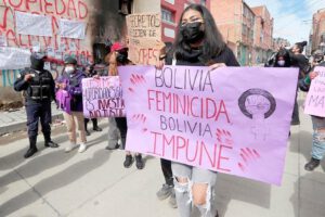 Violencia contra mujeres y niños en Bolivia