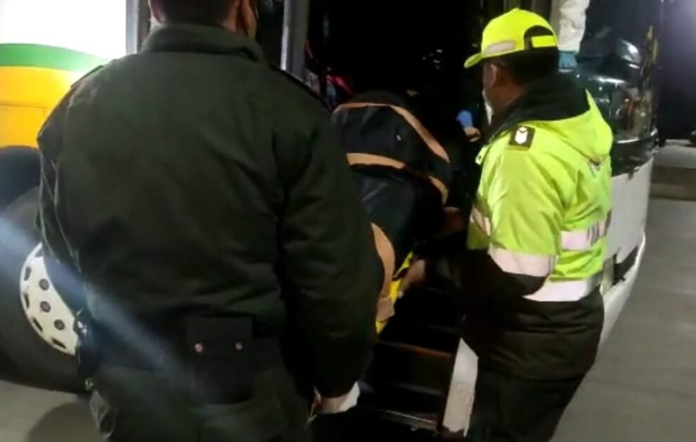 Venezolano muere en bus por paro cardiaco en Oruro