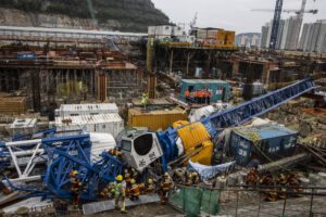 Caída de una grúa en Hong Kong