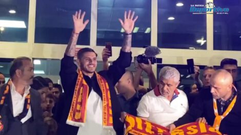 Mauro Icardi fue presentado ante la hinchada del Galatasaray de Turquía