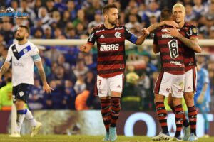 Celebran los jugadores del Flamengo tras clasificar a la final de Copa Libertadores
