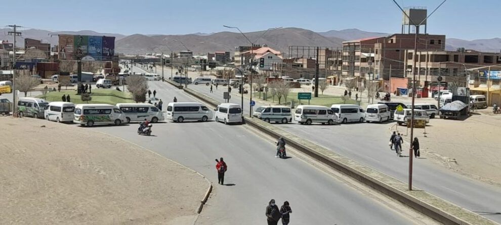 Incremento de costo del transporte público en Oruro