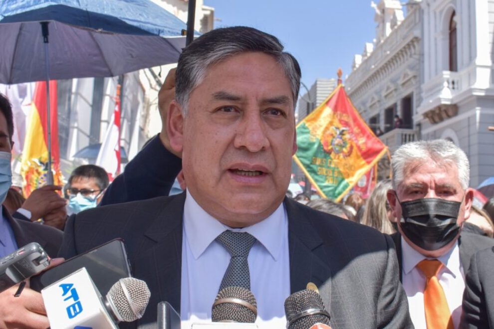 Destitución de fiscales por corrupción según Juan Lanchipa Ponce