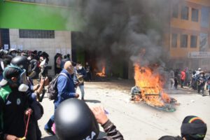 Conflicto cocalero en el mercado paralelo