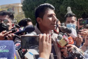 Mercado de coca de Arnold Alanez en Villa El Carmen