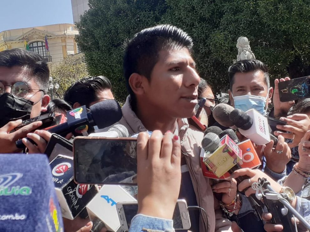 Mercado de coca de Arnold Alanez en Villa El Carmen