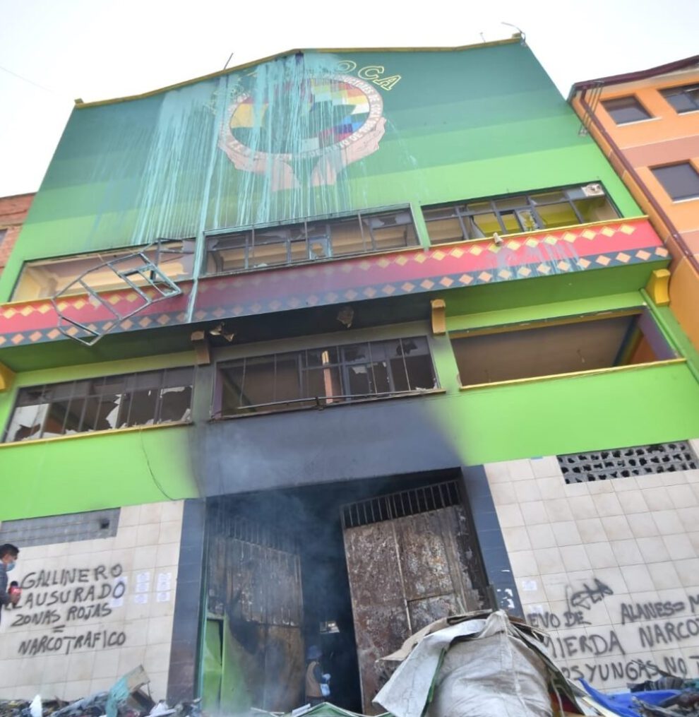Adepcoca exige reconocimiento del mercado de Villa Fátima