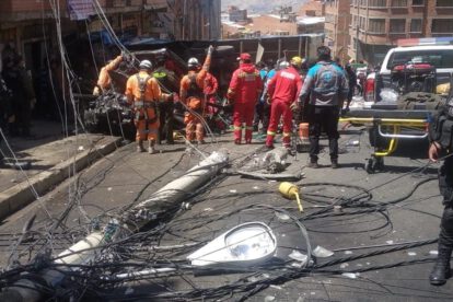 Accidente en La Paz, camión colisiona con vehículos