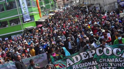 Adepcoca marcha por la unidad