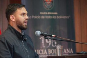 Desafío a Del Castillo y Lima por su militancia en el MAS