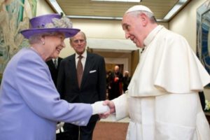 Papa Francisco no asistirá al funeral de la Reina Isabel II