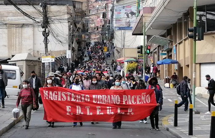 Maestros en emergencia ante la detención de dirigentes