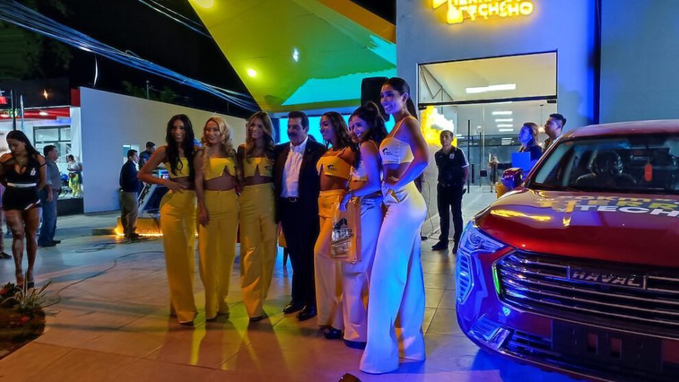 El alcalde Manfred Reyes Villa considera que la Expocruz es un aporte al PIB nacional