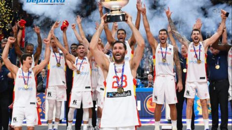 España campeón Eurobasket con el trofeo