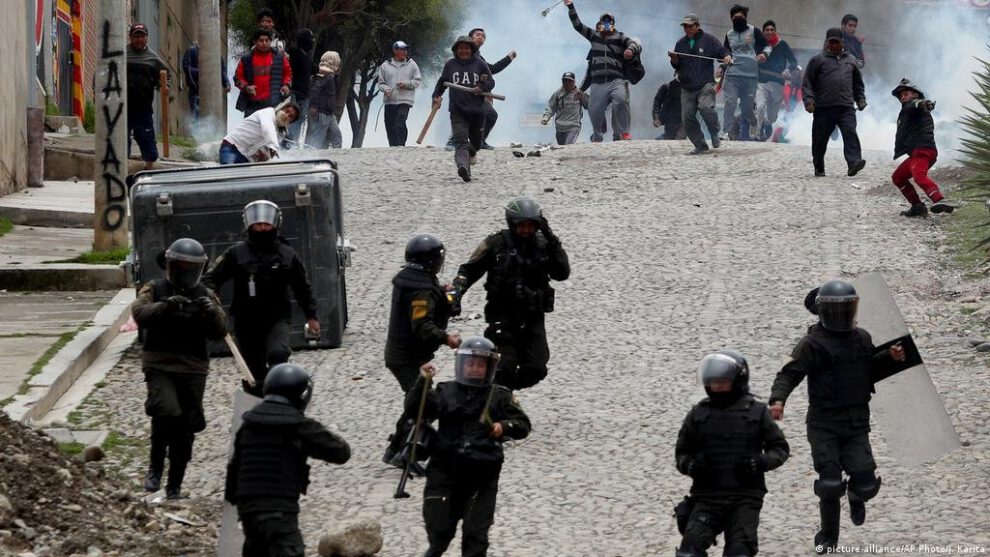Cocalero aprehendido con explosivos en La Paz