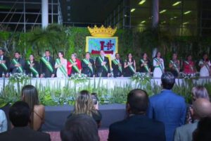 Sesión de Honor por la efeméride cruceña