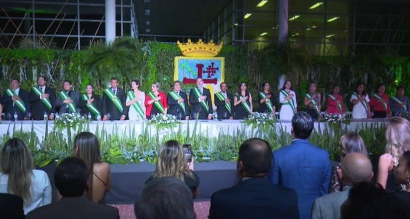 Sesión de Honor por la efeméride cruceña