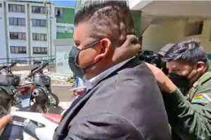 Álvaro Quelali en investigación por conducta antieconómica