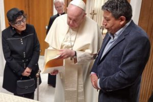 David Choquehuanca con el Papa Francisco en la Santa Sede