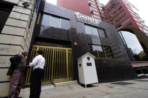 Mineros de Colquiri marchan en La Paz por el traspaso de sus aportes a la Gestora Pública