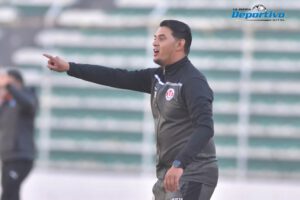 Pablo Godoy continuará al mando de FC Universitario
