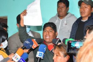 César Apaza, presidente del Comité de Autodefensa de Adepcoca