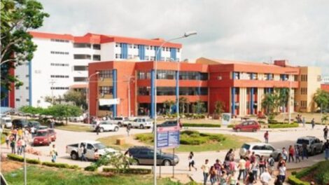 venta de ítems en la Uagrm