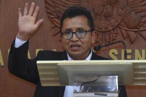 Defensor del Pueblo Pedro Callisaya