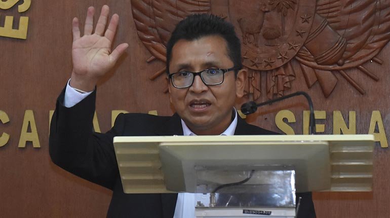 Defensor del Pueblo Pedro Callisaya