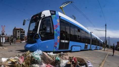 Robo de cable de cobre en el tren metropolitano de Cochabamba