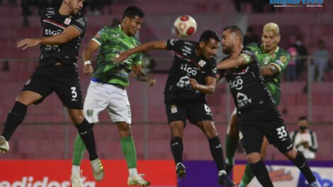 Torneo Clausura se reanuda con Real Santa Cruz y Real Tomayapo