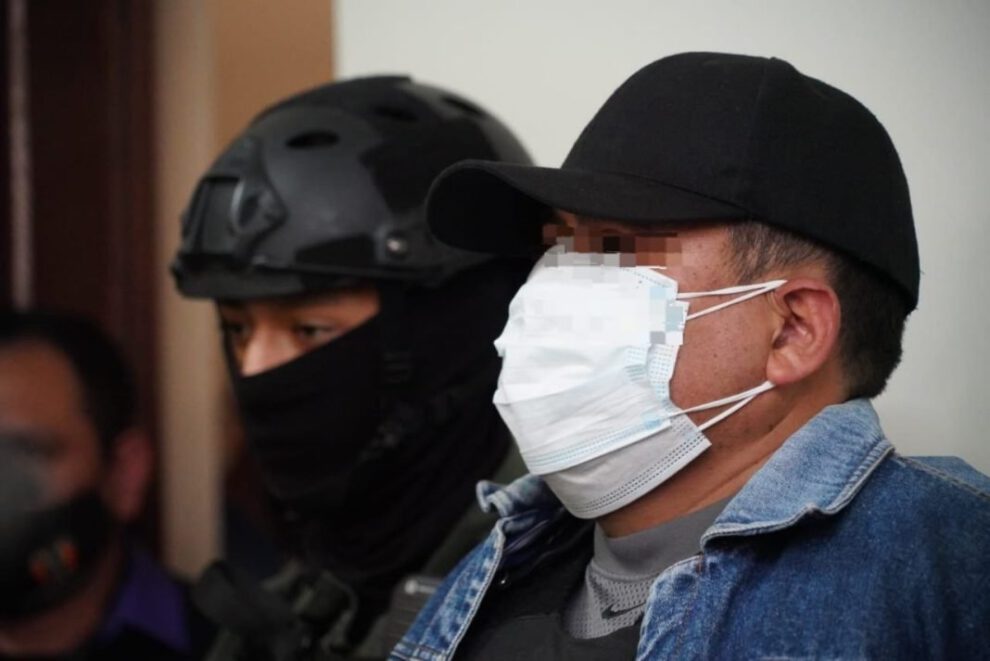 Aprehenden a excomandante policial por atraco armado