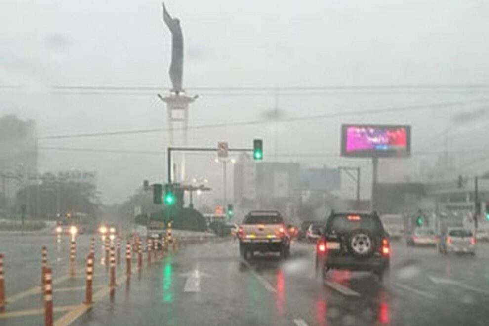 Lluvias y tormentas eléctricas en Santa Cruz