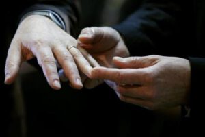 Matrimonio entre parejas del mismo sexo