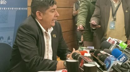 Aprehensión de Camacho en el cabildo cruceño